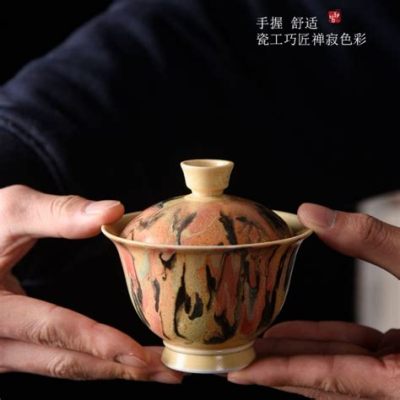  三彩鳥紋壺:  古代の神秘と生命力あふれる色彩の祭典！